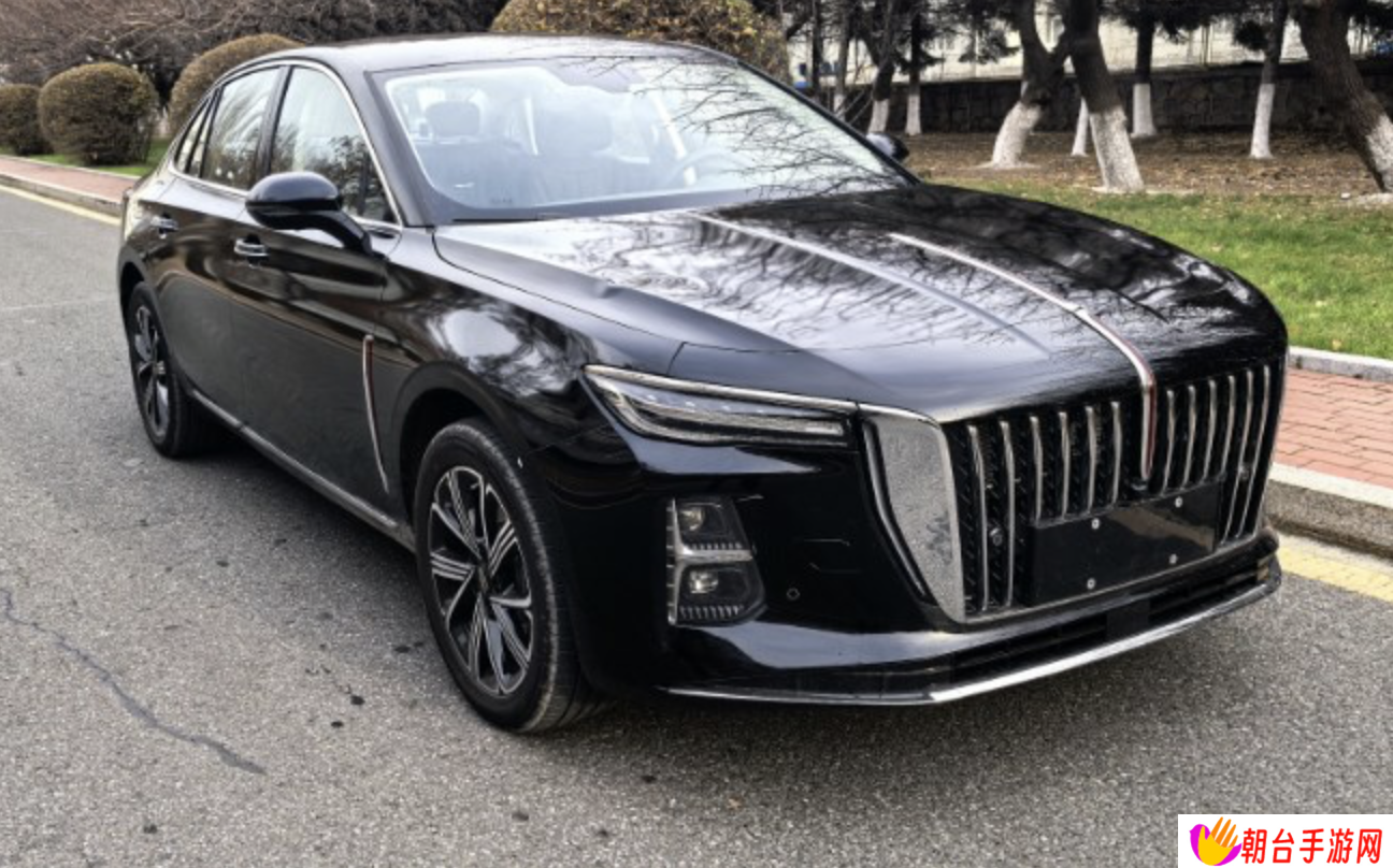 一汽红旗 H5 PHEV 开启盲订：搭载 1.5T 发动机、匹配磷酸铁锂电池