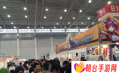 第十届武汉艾妮动漫游戏展元旦开幕 新年特别版百鬼夜行