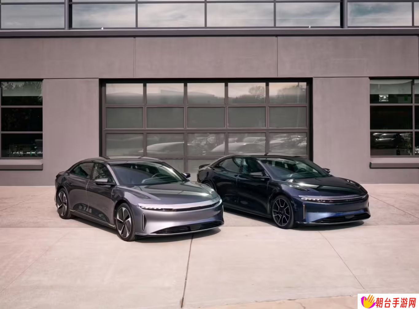 美国造车新势力命运大不同：Lucid 今年 Q1 交付量暴增 58%，Rivian 猛降 36%
