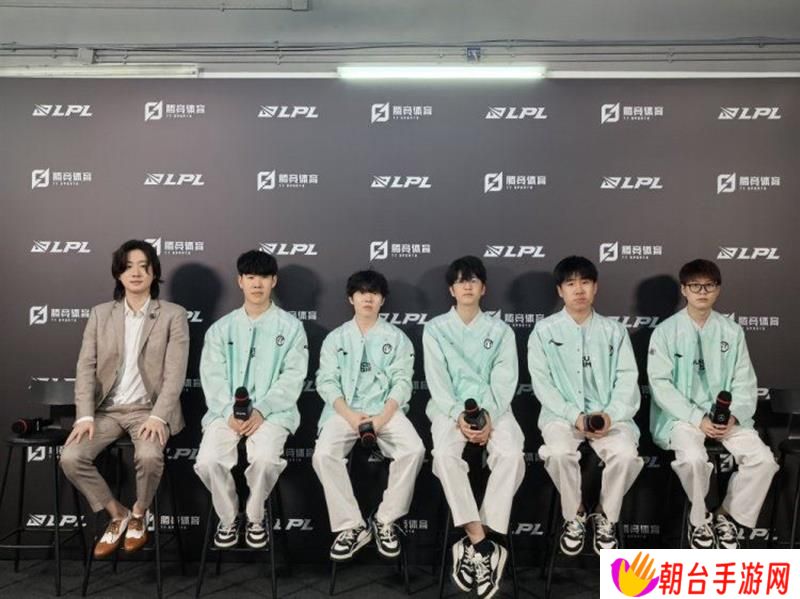 英雄联盟：BLG 2:0零封IG TheShy赛后道歉