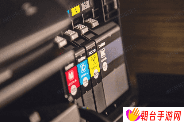 检查打印机的墨盒或碳粉问题