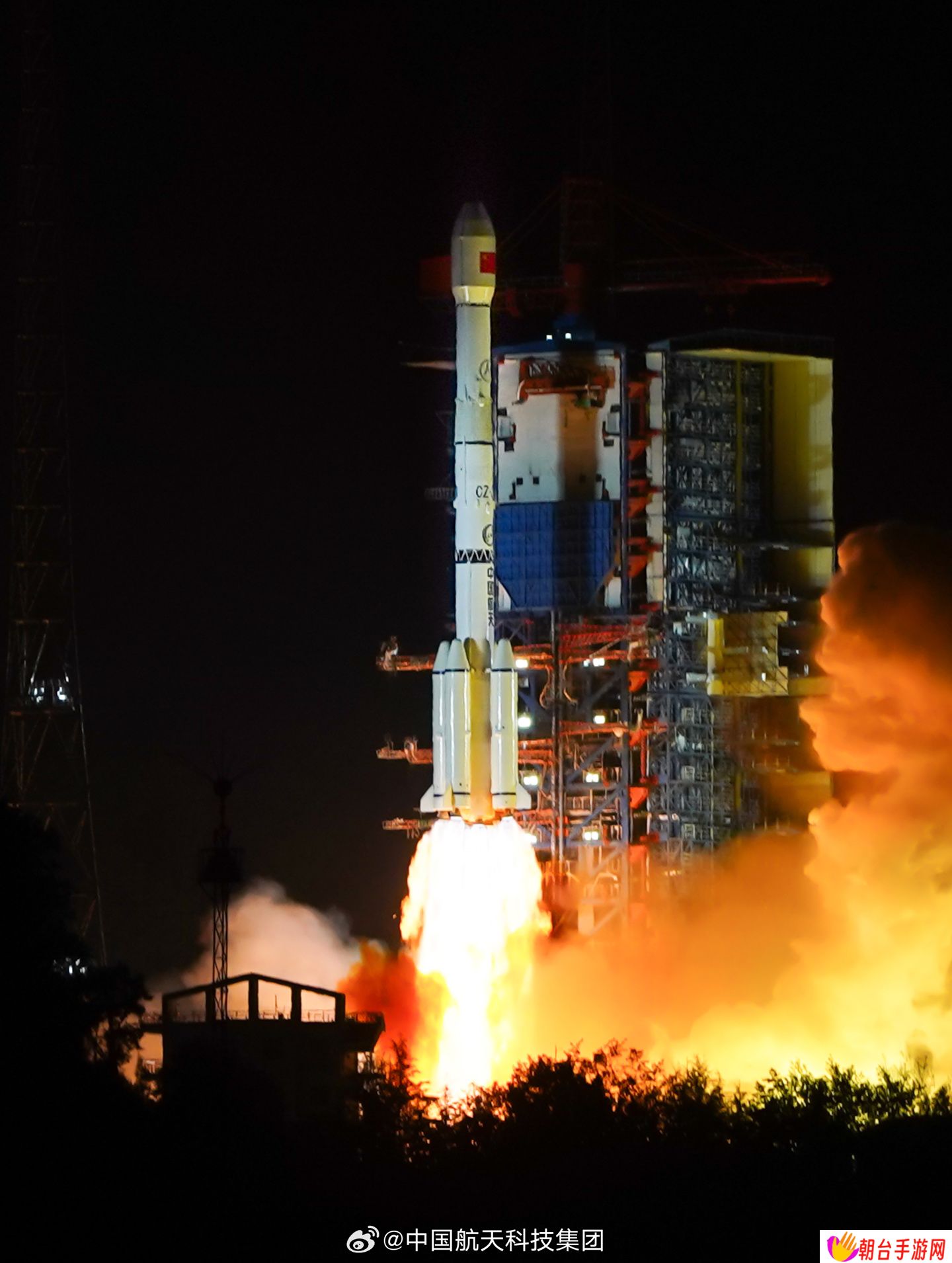 长三乙火箭成功发射通信技术试验卫星十七号